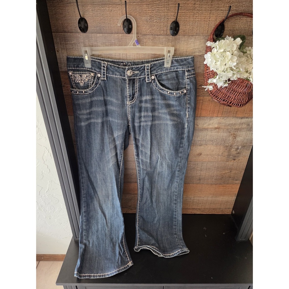 vintage Y2K-era LA Idol USA low-rise embellished blue jeans in women's size 9